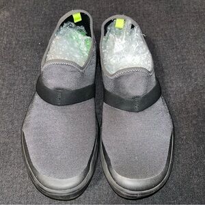 Oofos Oomg Eezee Low Black Slip On Sneaker Women’s Size 9 GW